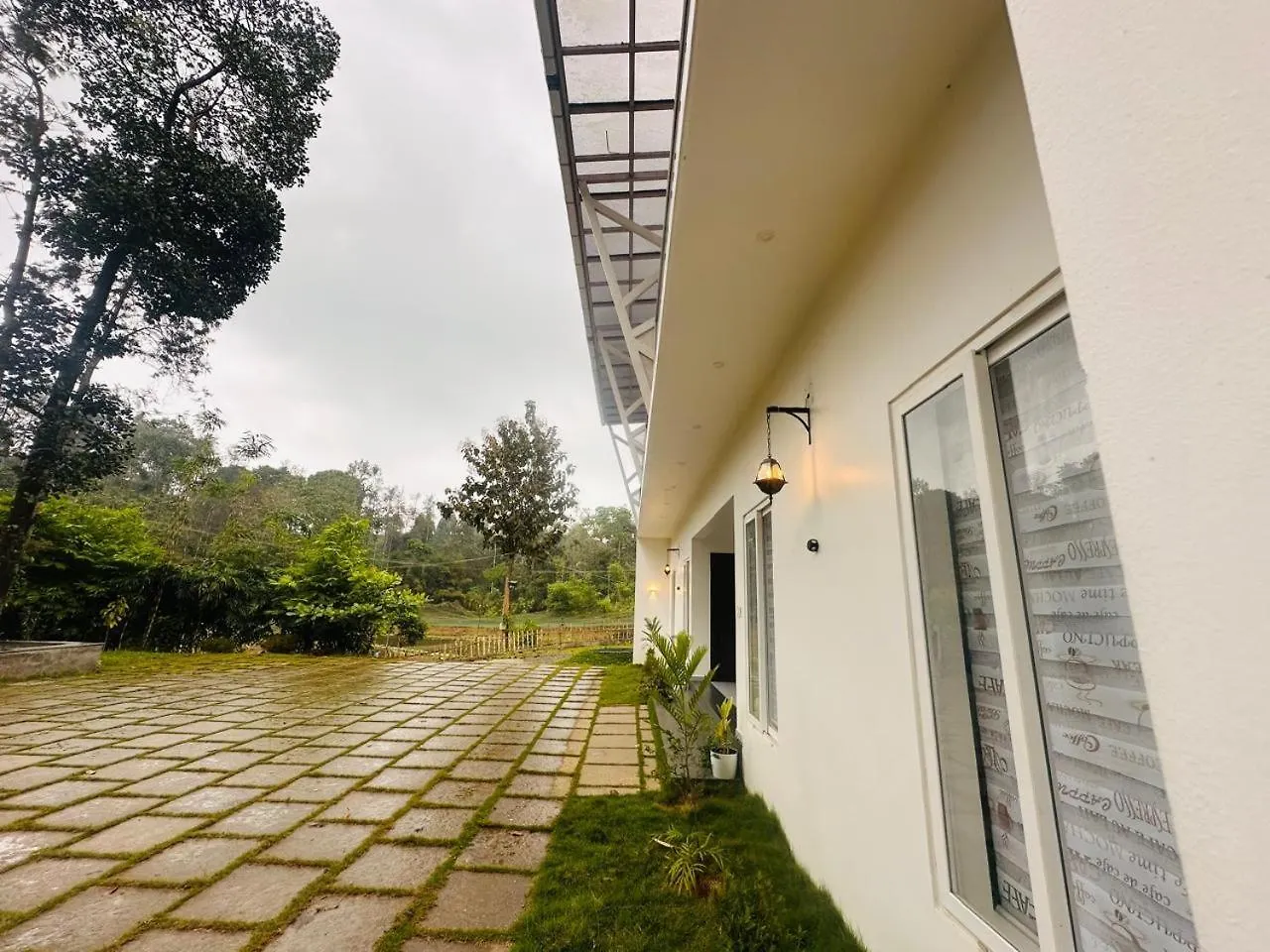 Spanish Bungalow Kalpetta 0*,